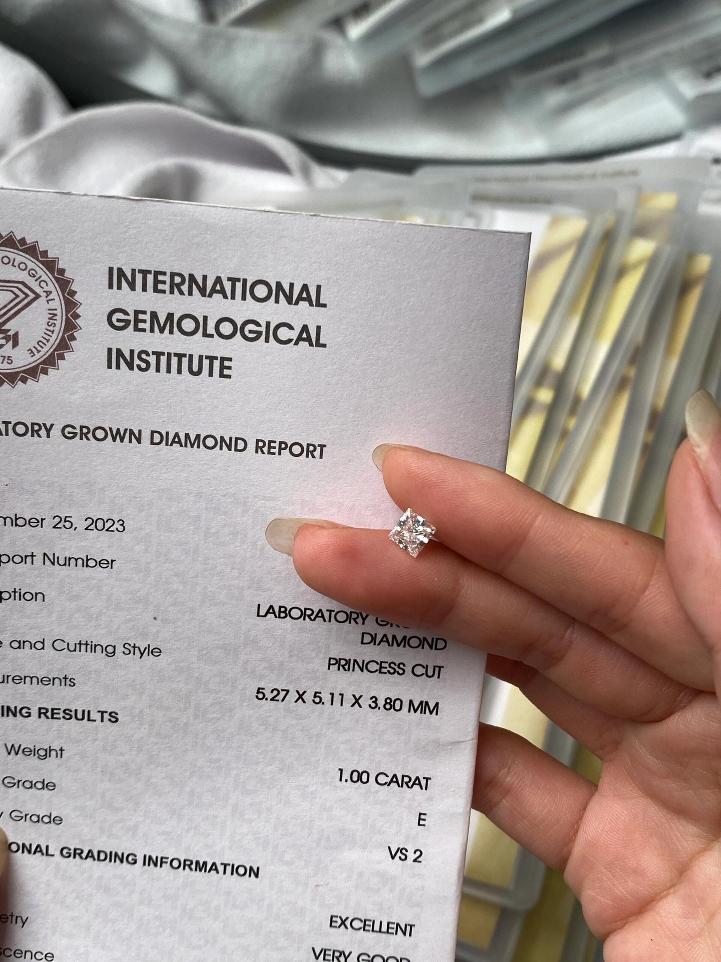 3.02 ct D / VS1 VG & EX Lab-Grown Diamond just 1415 usd