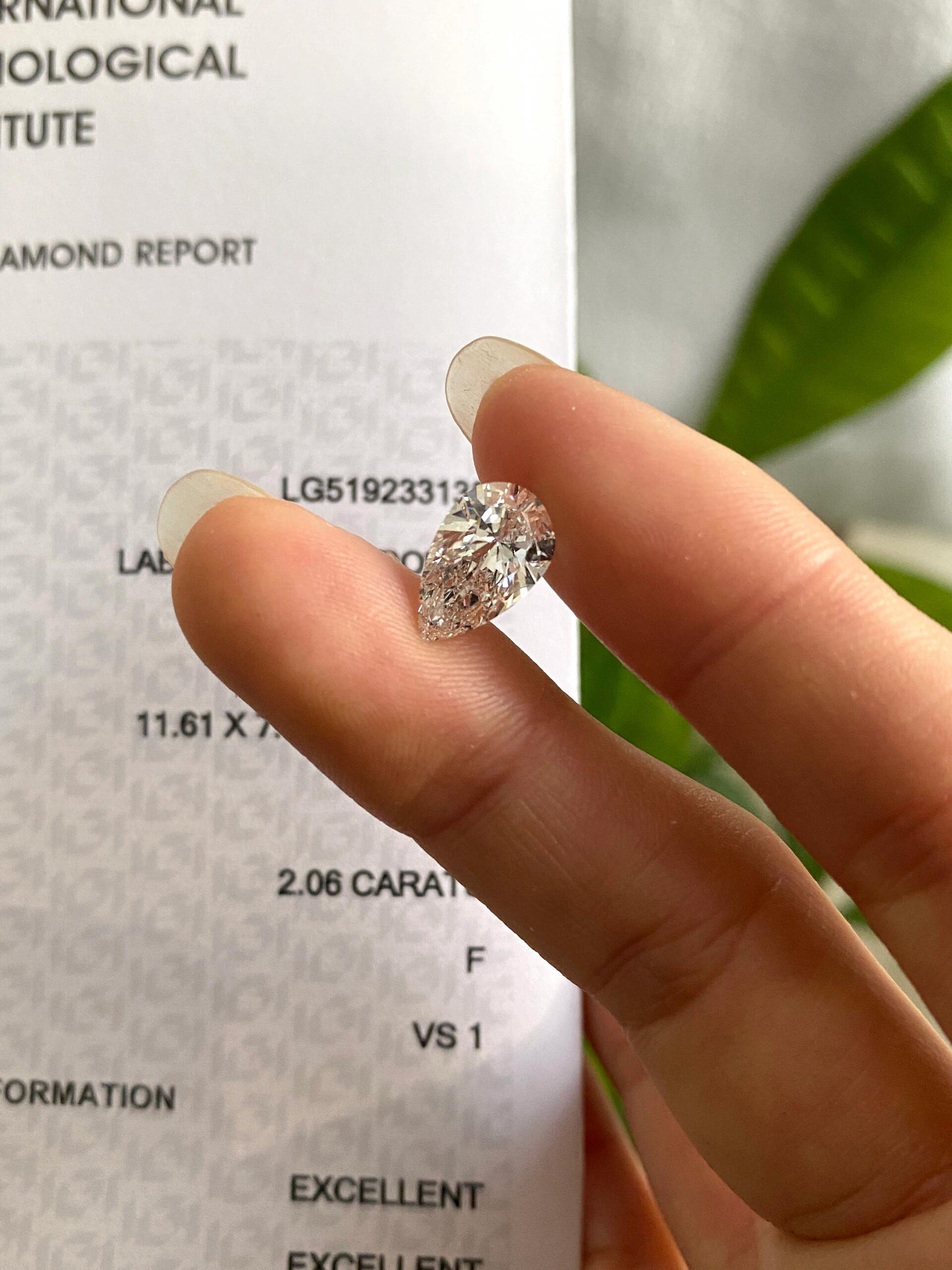 2.06 ct F / VS1 Lab-Grown Diamond just 1415 usd