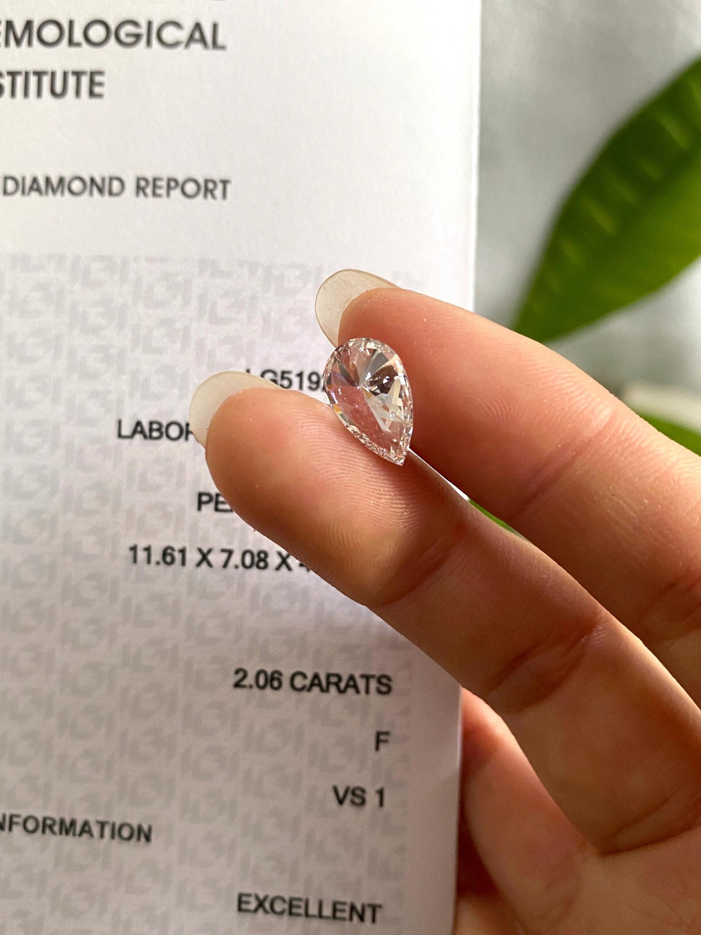 2.06 ct F / VS1 Lab-Grown Diamond just 1415 usd