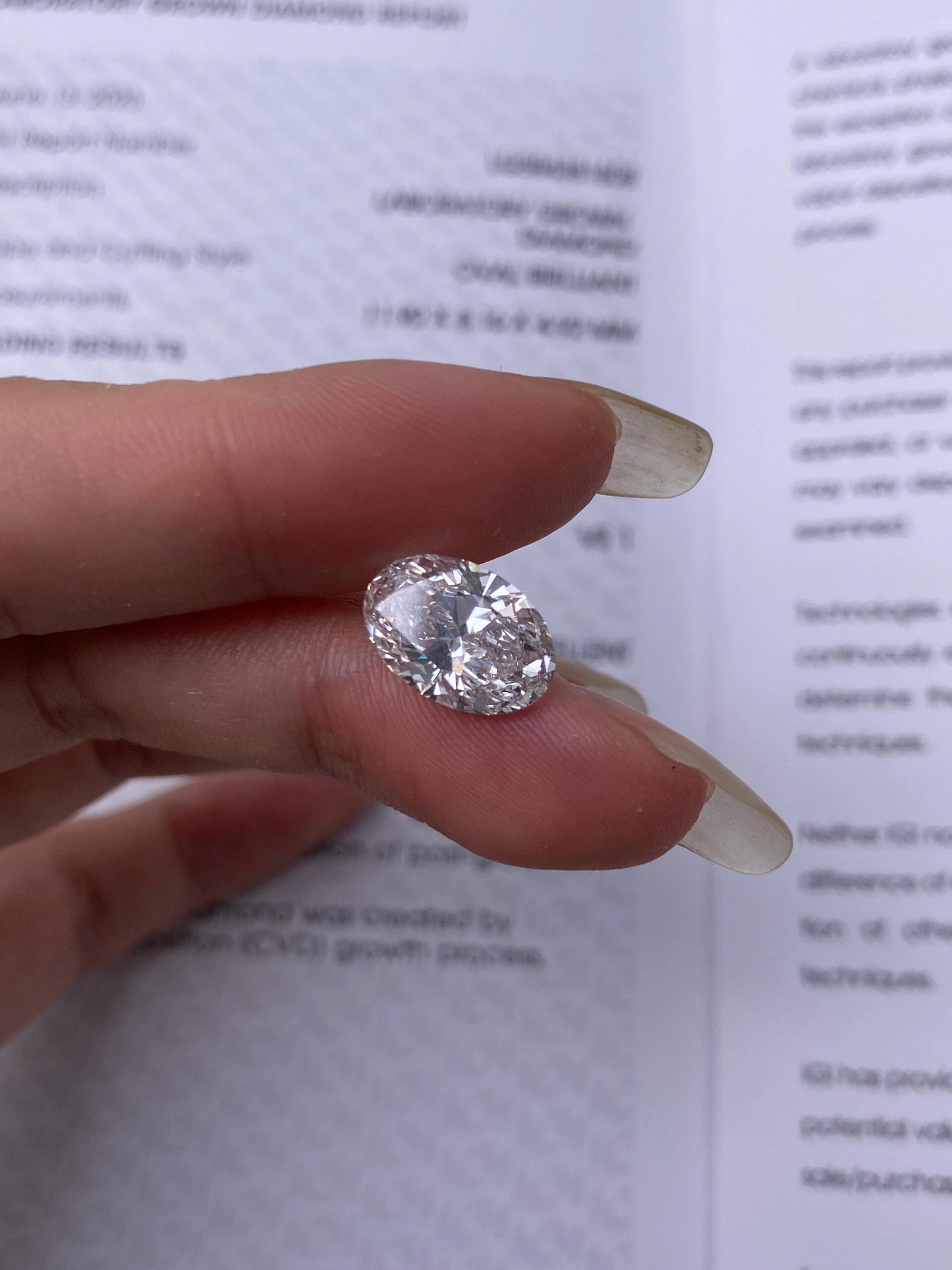 3.02 ct H / VS1 Lab-Grown Diamond