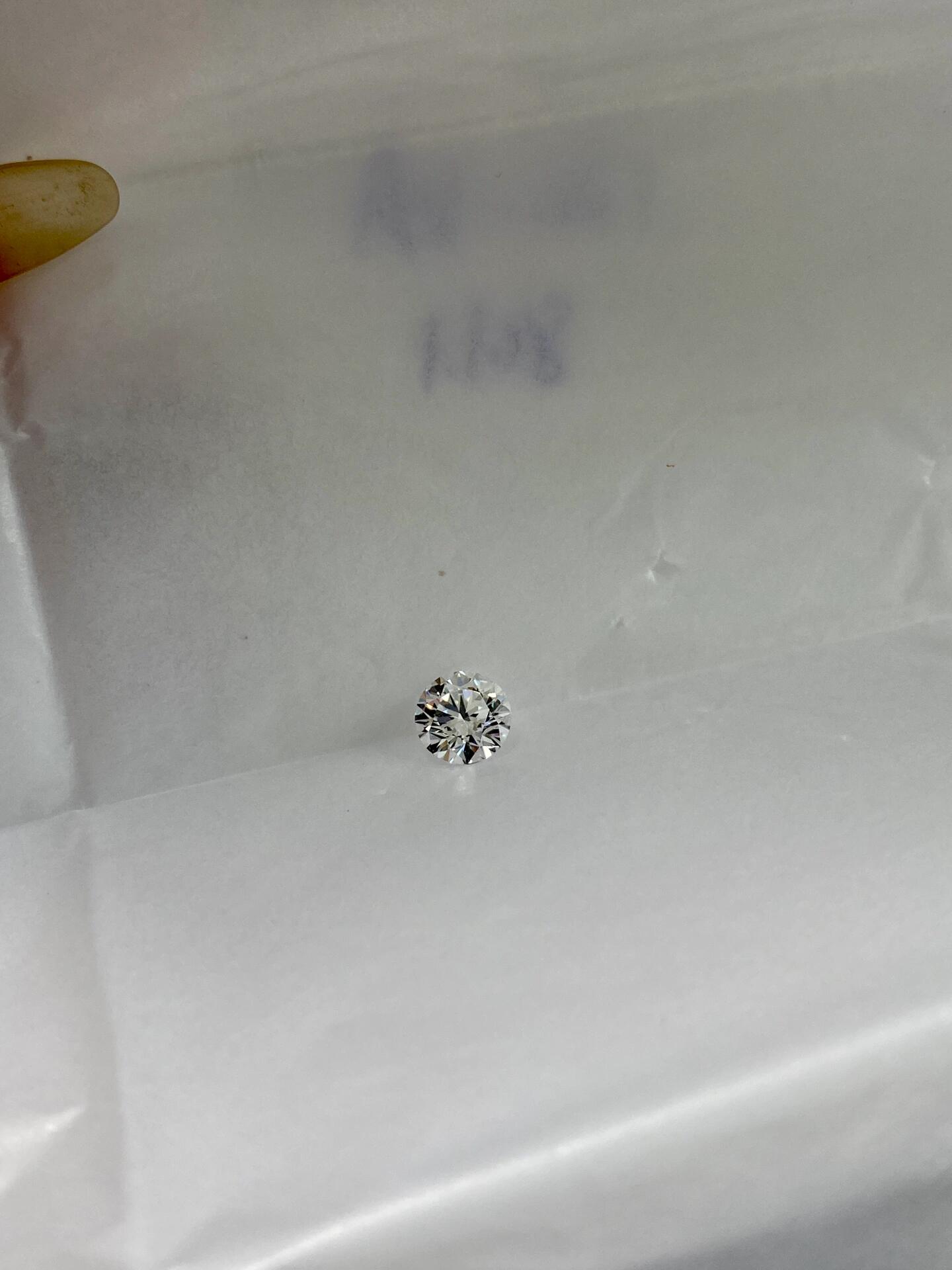 1.10 ct Round D / VVS2 Lab-Grown Diamond just 570 usd