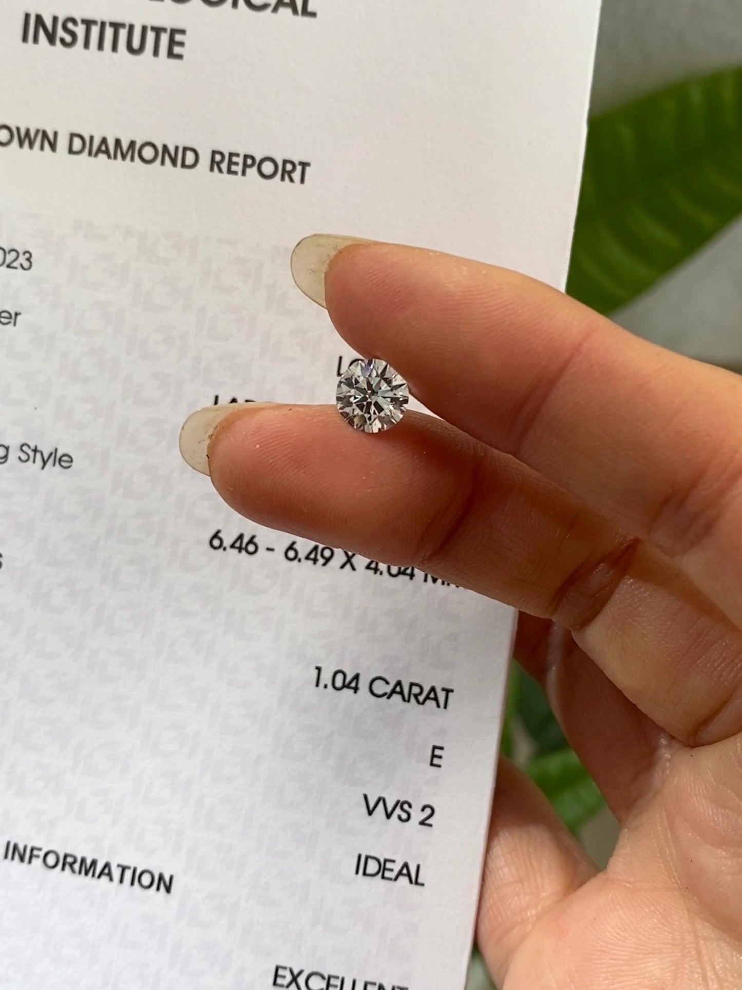 1.04 ct E / VVS2 Lab-Grown Diamond just 475 usd