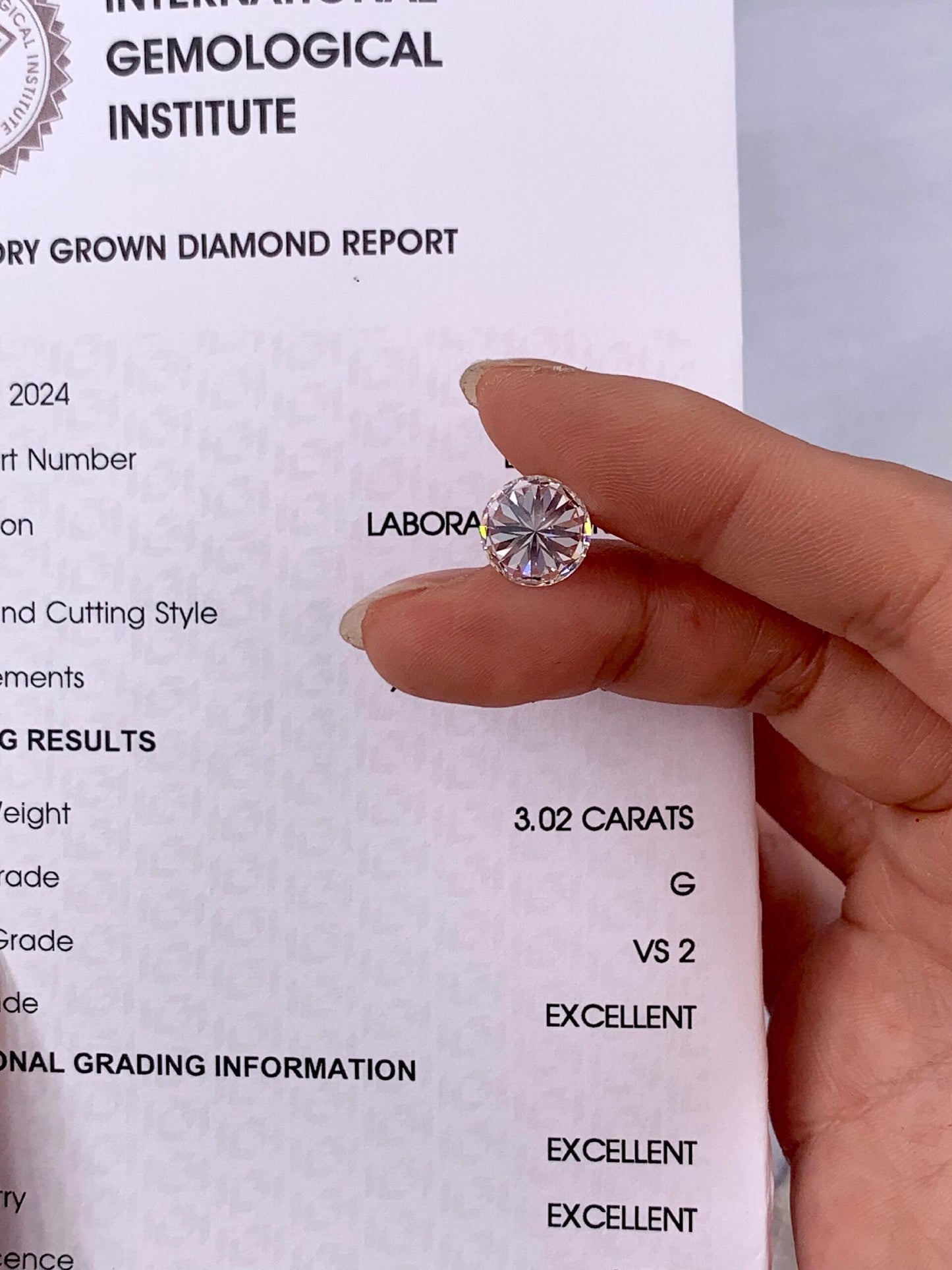 3.02 ct Round G / VS2 3EX Lab-Grown Diamond just 1400 usd