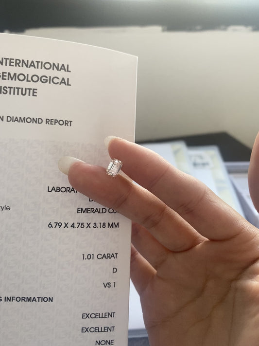 1.01 ct Emerald Cut D / VS1 2EX Lab-Grown Diamond just 570 usd